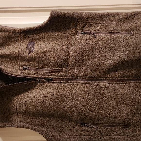 The North Face Brown Vest With Soft Sherpa Lining - Picture 2 of 4